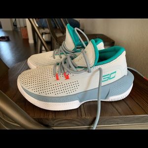 Under Armour Curry’s
